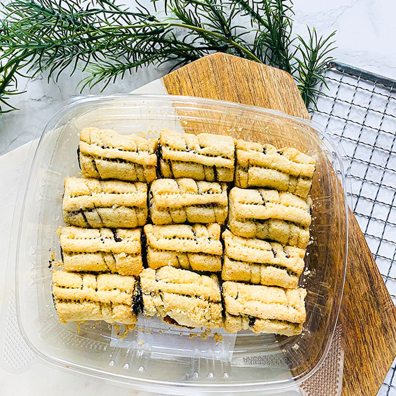 Ma’amoul (Date cookies)
